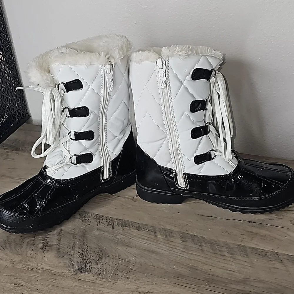 Totes Zip-up Boots